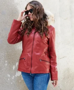 Donna D'Arienzo 627 - Parka in pelle rossa con cappuccio in pelliccia effetto liscio