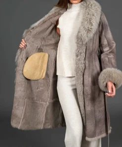 Donna D'Arienzo Ada - Cappotto in pelliccia di lapin nappato grigio con collo in volpe