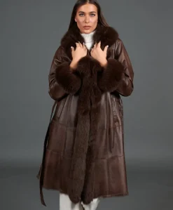 Donna D'Arienzo Ada - Cappotto in pelliccia di lapin nappato marrone con collo in volpe