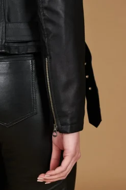 Donna D'Arienzo Chiodo D - Chiodo in pelle nera con cintura nappa effetto liscio