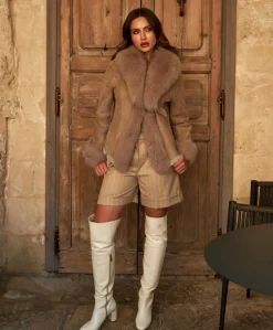 Donna D'Arienzo Clara - Giacca in montone scamosciato beige con collo in volpe