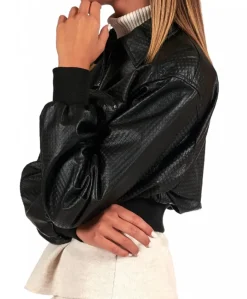Donna D'Arienzo Delia - Bomber in pelle nera goffrata versione corta