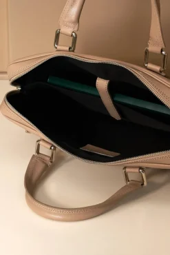 D'Arienzo Dylan - Borsa Ventiquattrore in pelle di vitello beige saffiano tasca zip