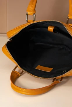 D'Arienzo Dylan - Borsa Ventiquattrore in pelle ocra di vitello saffiano tasca zip