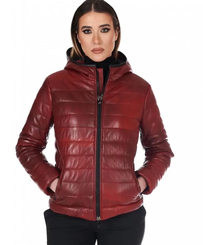 Donna D'Arienzo Elsa - Piumino in pelle rossa con cappuccio nappa effetto liscio