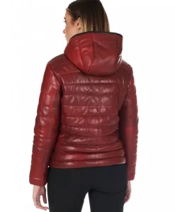 Donna D'Arienzo Elsa - Piumino in pelle rossa con cappuccio nappa effetto liscio