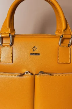 D'Arienzo Justin - Borsa Ventiquattrore in pelle di vitello ocra saffiano con doppia tasca