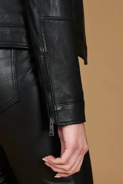 Donna D'Arienzo Linda - Giacca biker in pelle nera nappa effetto liscio