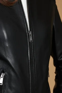 Donna D'Arienzo Linda - Giacca biker in pelle nera nappa effetto liscio