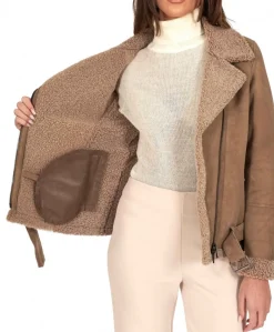 Donna D'Arienzo Malù - Montone shearling fango con cintura e cerniera trasversale