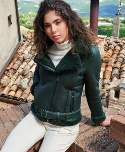 Donna D'Arienzo Malù - Montone shearling verde con cintura e cerniera trasversale