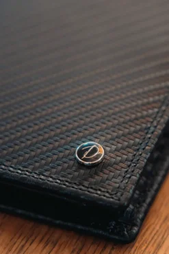 D'Arienzo Malik - Portafoglio in pelle nero design carbonio pieghevole due ante