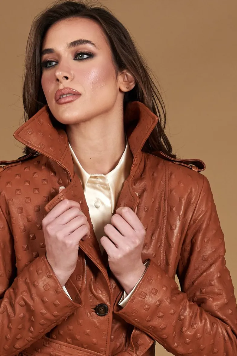 Donna D'Arienzo Martina - Cappotto monopetto in pelle color cuoio con cintura stampa borchia
