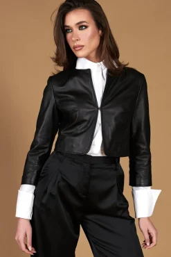 Donna D'Arienzo Miss - Giacca corta bolero in pelle nera girocollo nappa effetto liscio