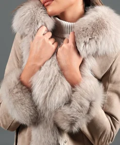 Donna D'Arienzo Olga - Cappotto in montone scamosciato beige con collo in volpe
