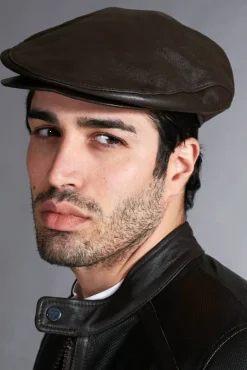 Uomo D'Arienzo Palermo - Coppola in pelle testa di moro uomo visiera con bottone a pressione