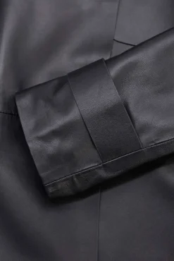 Donna D'Arienzo Sienna - Cappotto in pelle nera nappa effetto liscio con cintura
