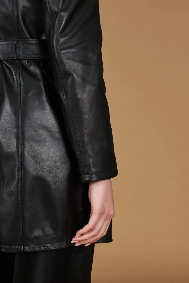 Donna D'Arienzo Stefany - Cappotto in pelle nera con cintura nappa effetto liscio