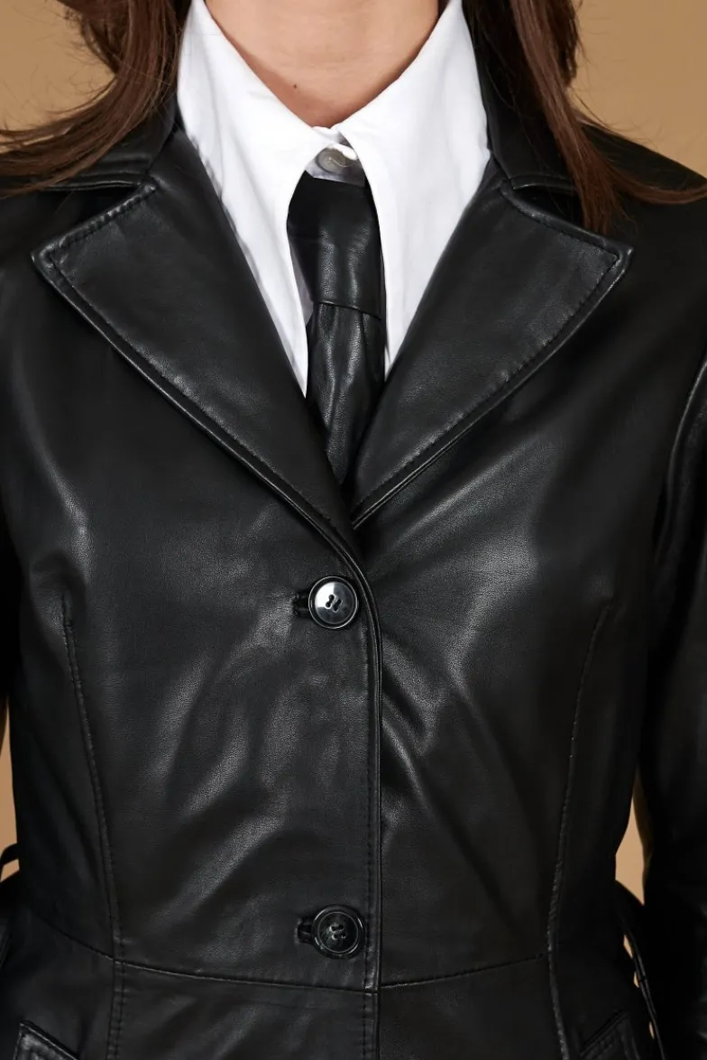 Donna D'Arienzo Stefany - Cappotto in pelle nera con cintura nappa effetto liscio