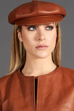 Donna D'Arienzo Taormina - Cappello da donna in pelle tabacco stile berretto francese