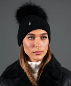 Donna D'Arienzo Taylor - Cappello in lana nera con pompon in pelliccia nera