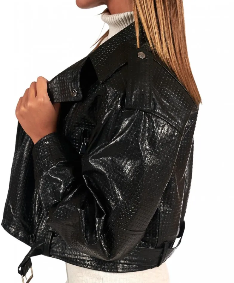 Donna D'Arienzo Xenia - Chiodo oversize in pelle nera goffrata versione corta